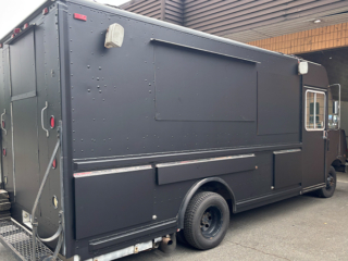 S&Omatte-black-food-truck